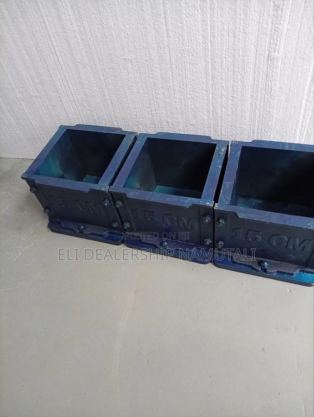 Premium 15cm Concrete Cube Mould for Laboratory Site Testing