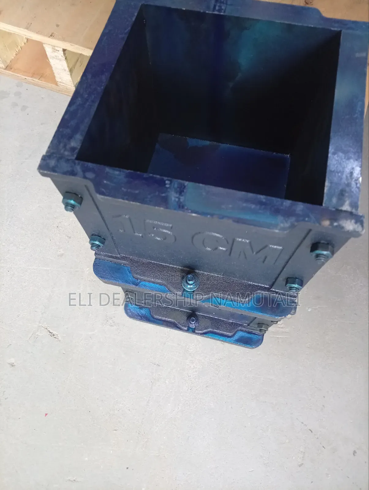 Heavy-Duty 150 X 150 X 150mm Concrete Cube Mould
