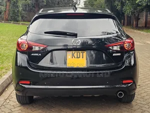 Mazda Axela 2018 Black