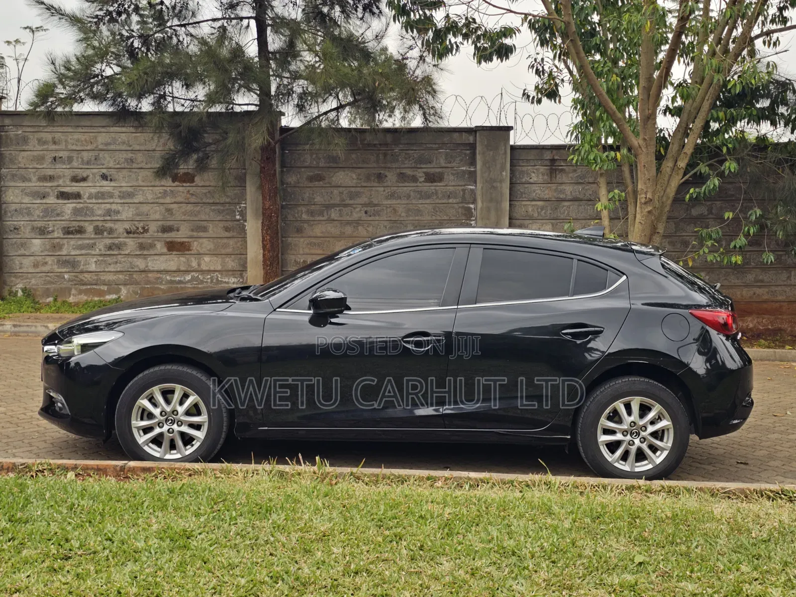 Mazda Axela 2018 Black
