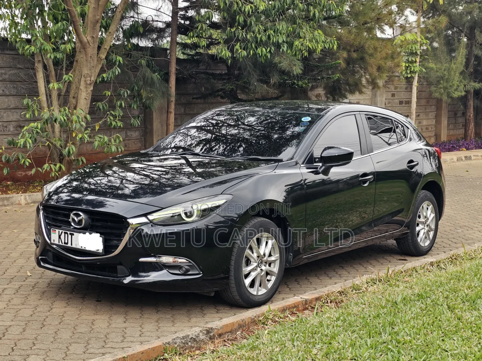 Mazda Axela 2018 Black