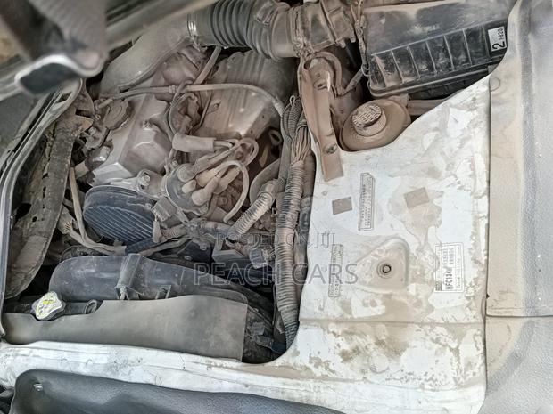 Mazda Bongo 2007 White - thumbnail 11