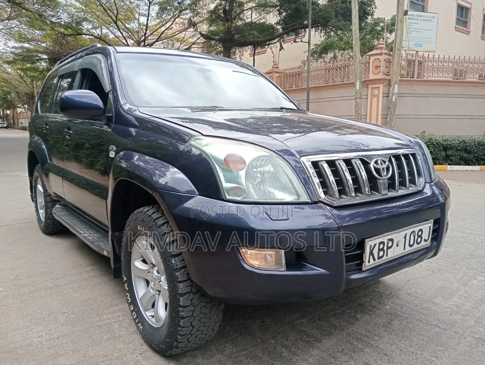 Toyota Land Cruiser Prado 2005 Blue