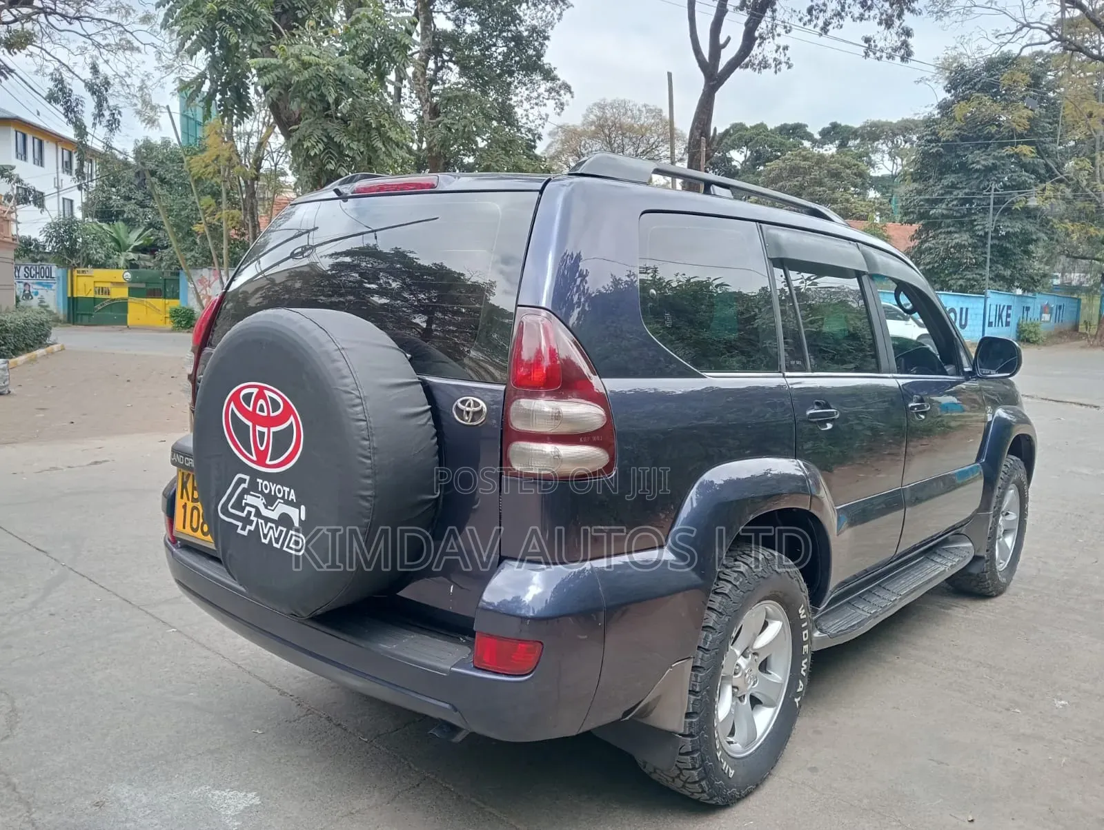 Toyota Land Cruiser Prado 2005 Blue