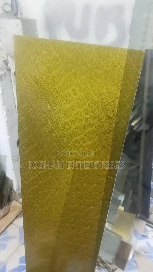 Flora Yellow
