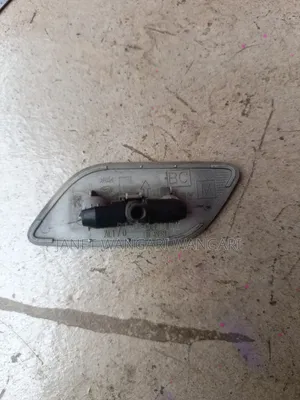 Water Jet/Washerjet Nozzle Subaru Outback/Forester /Impreza