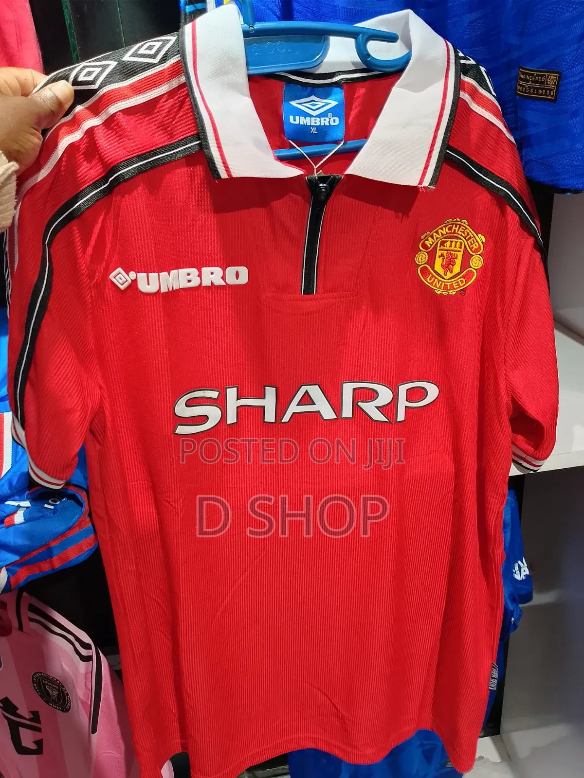 Manchester United Sharp Old School Version Jersey