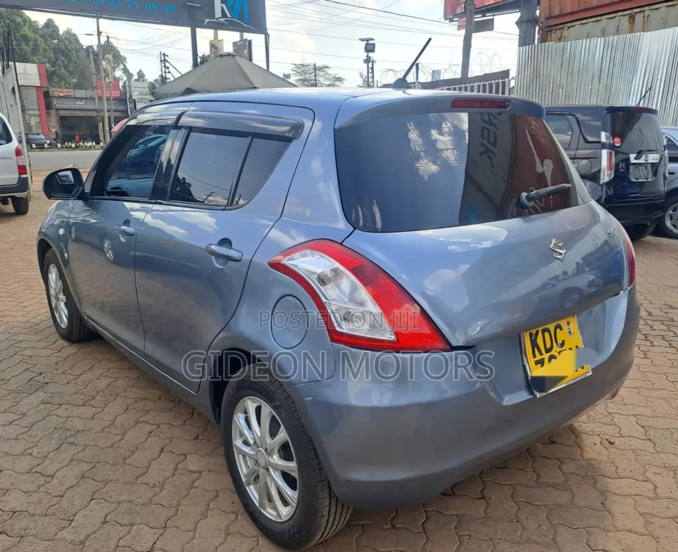 Suzuki Swift 2013 Blue