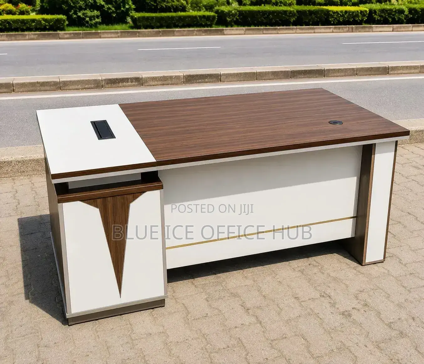 Premium Office Executive Desk With Cable Management Section