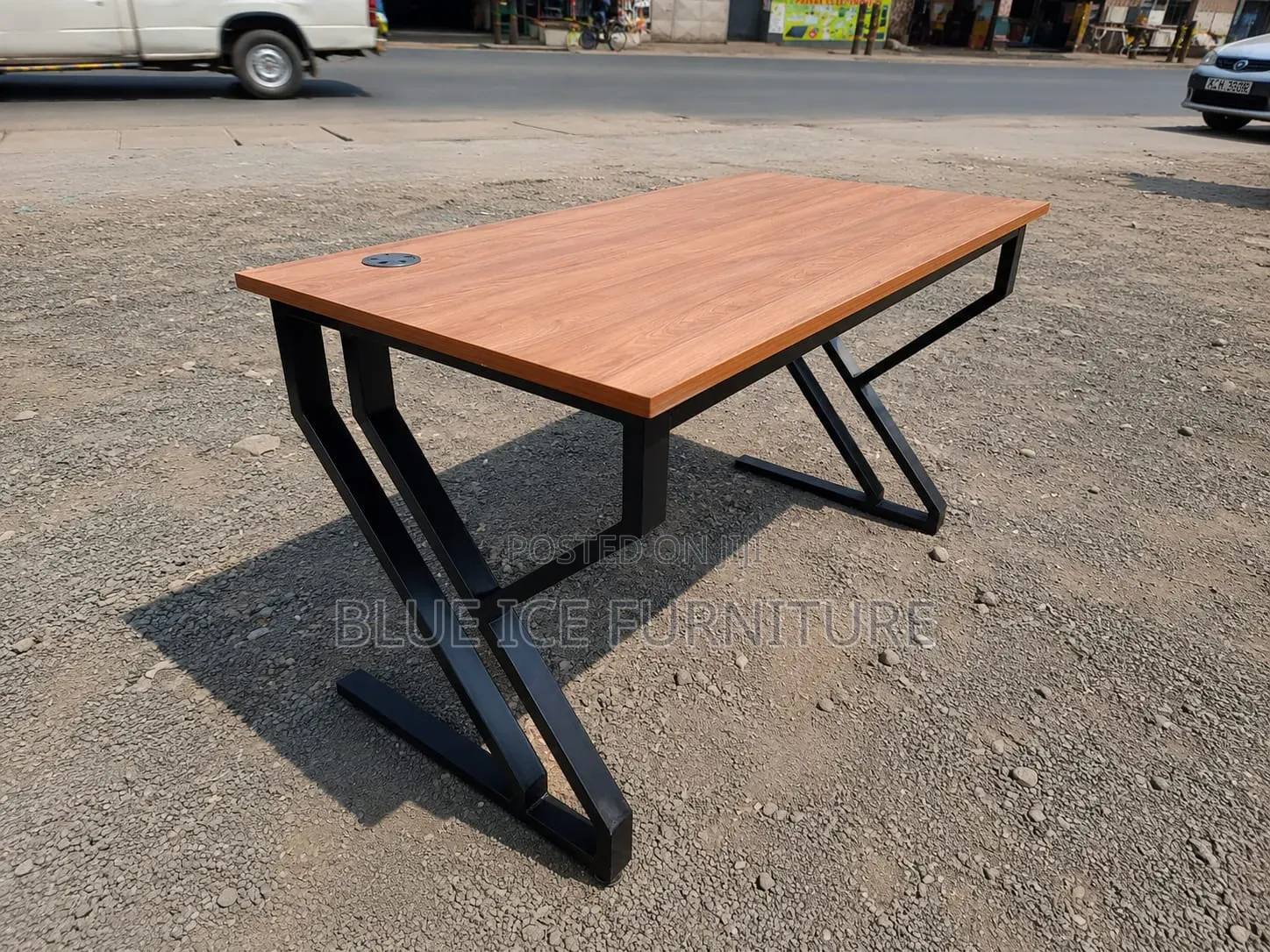 Strong Metallic Office Workstation Desk