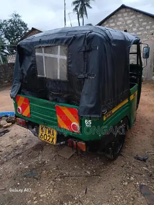 Piaggio 2026 Green