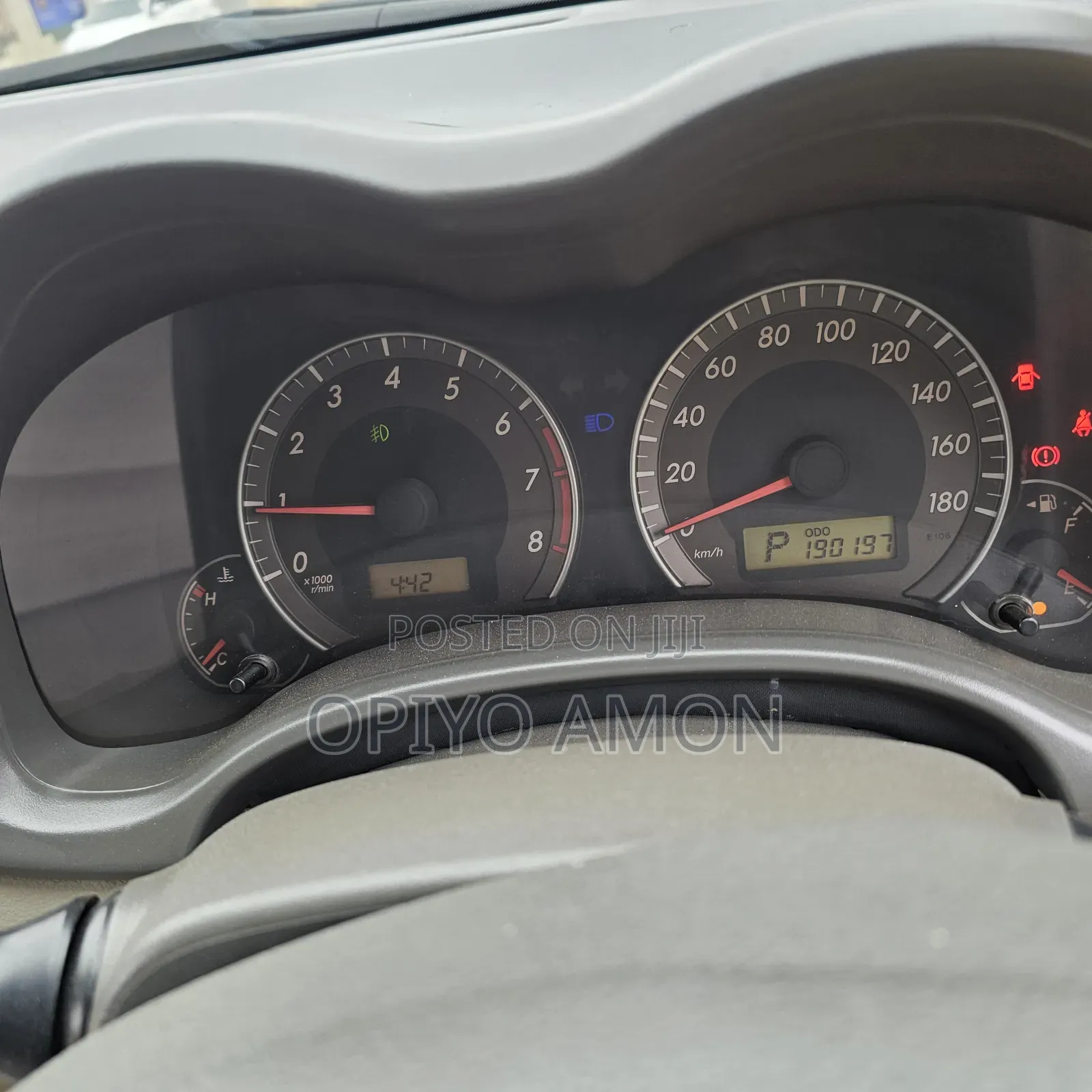 Toyota Axio 2010 White