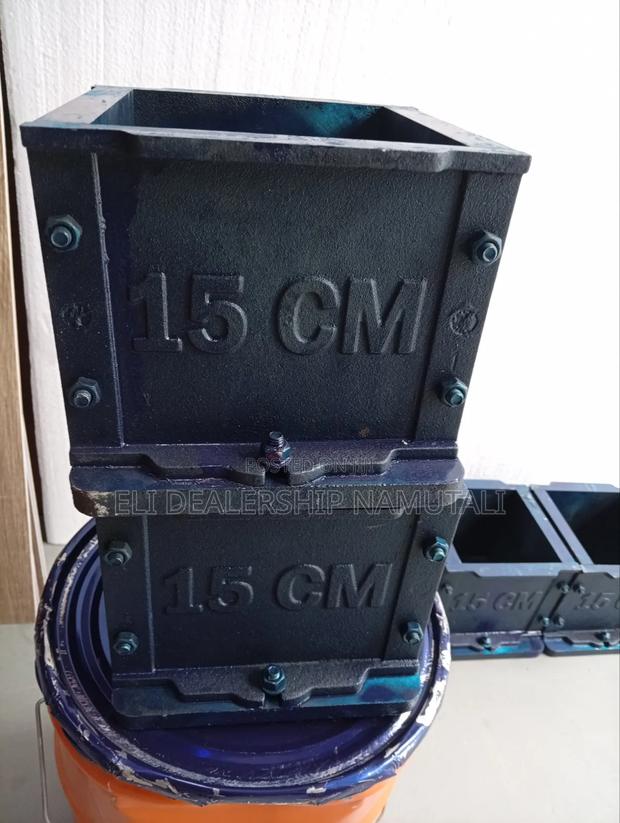 Reusable 15cm Concrete Cube Mould for Civil Engineering Tests