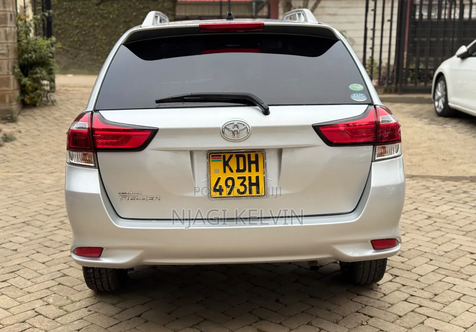 Toyota Corolla Fielder 2015 Silver