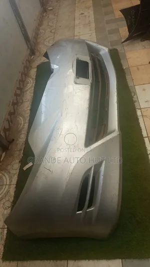 Toyota Estima Bumper Front