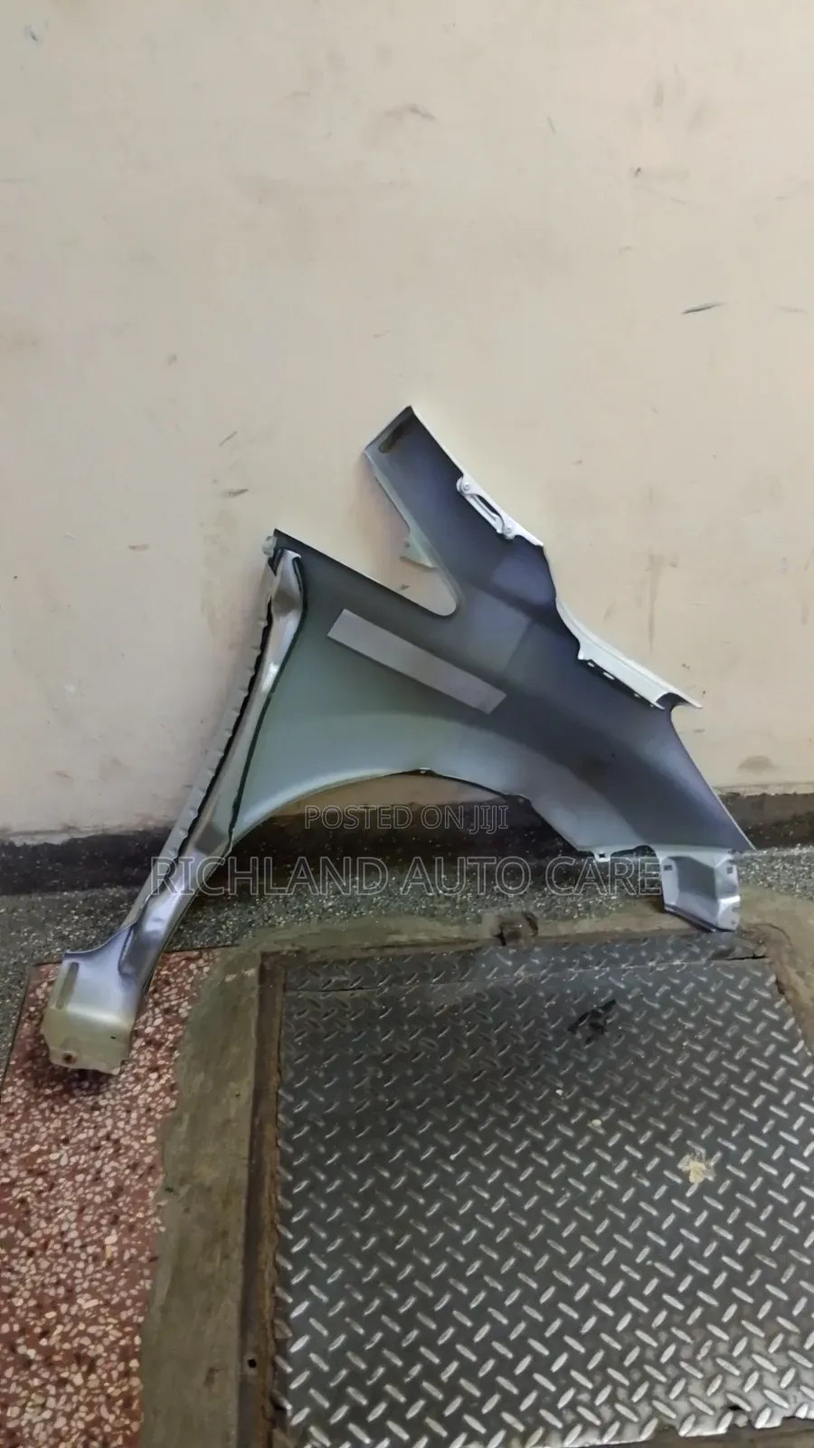 Nissan Note E12 Front Fender