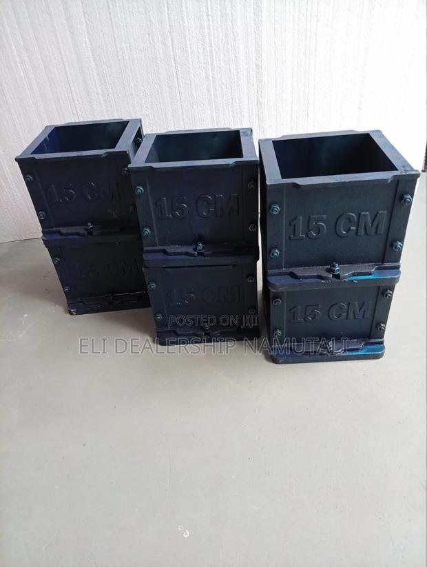 High-Precision Concrete Cube Mould 15cm – Heavy Duty Design