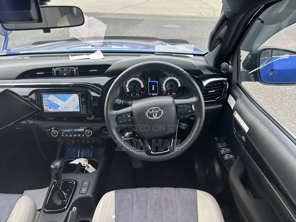 Toyota Hilux 2.4 Diesel 2020 Blue