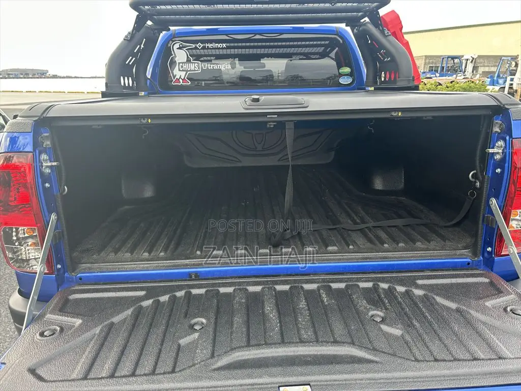 Toyota Hilux 2.4 Diesel 2020 Blue