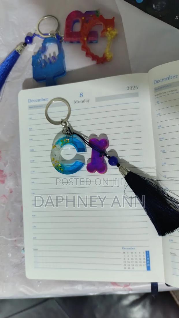 Resin Key Chains - thumbnail 10