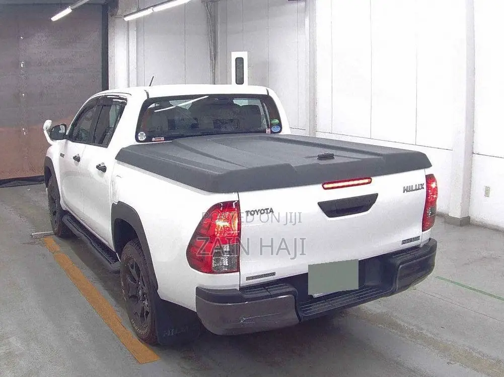 Toyota Hilux Revo Double Cab Deisel 2.4 AWD 2019 White