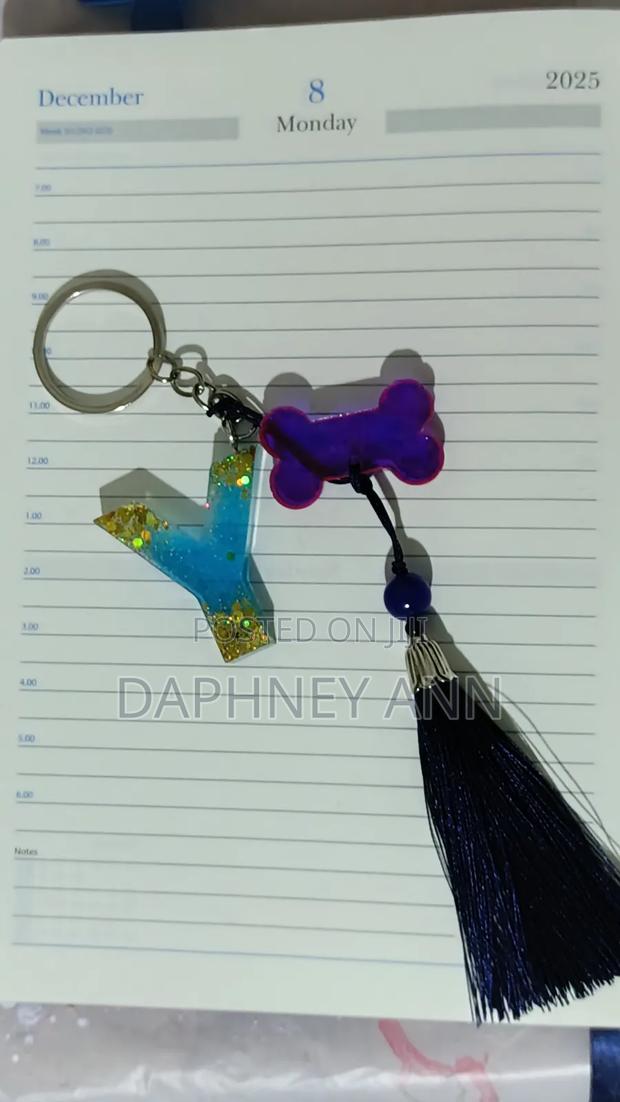 Resin Key Chains - thumbnail 12