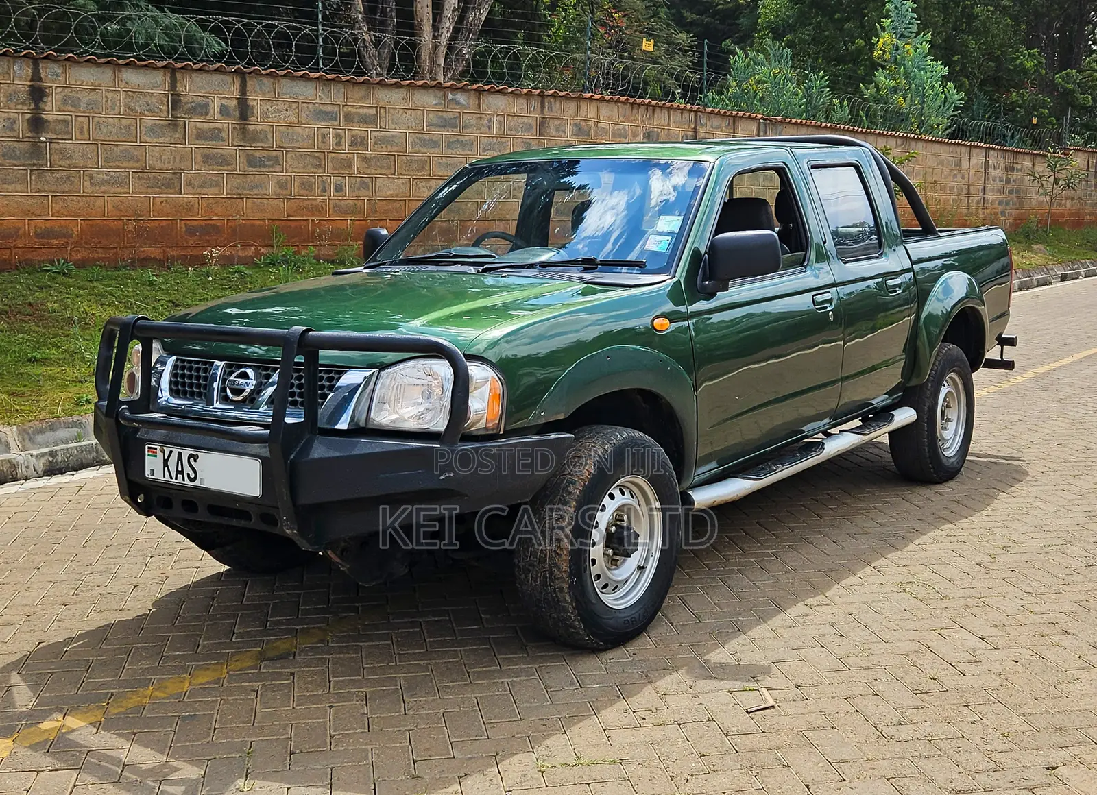 Nissan Hardbody 1998 Green