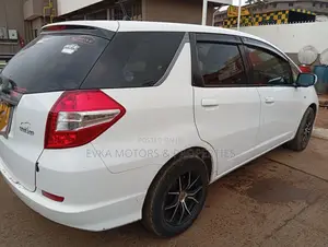 Honda Fit Shuttle 2012 White