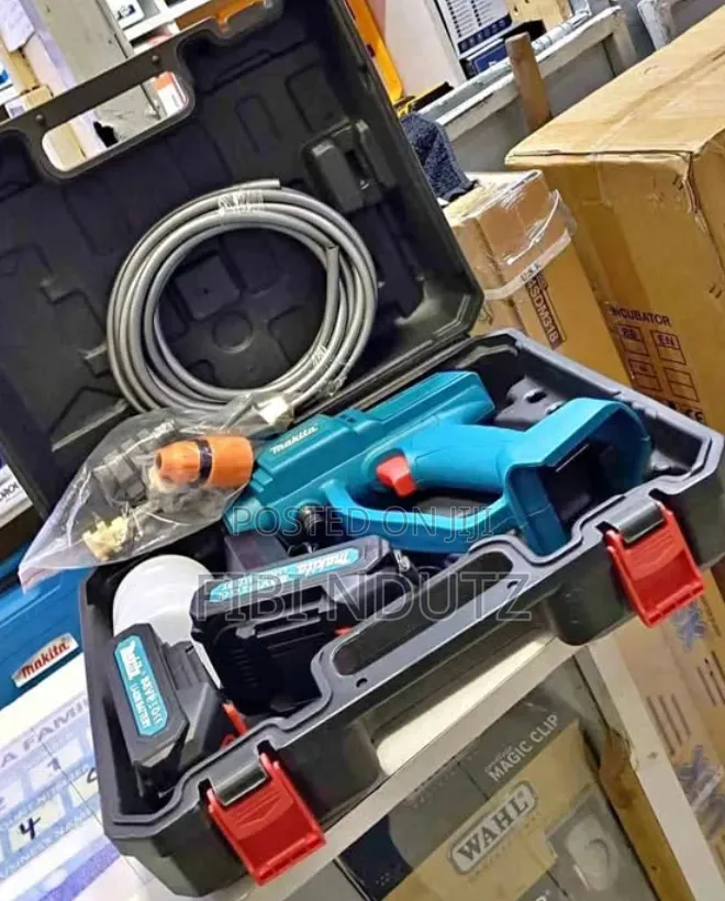 Powerful MAKITA Pressure Car Wash/Rechargeable Carwash