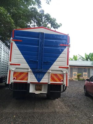 Isuzu NQR 90