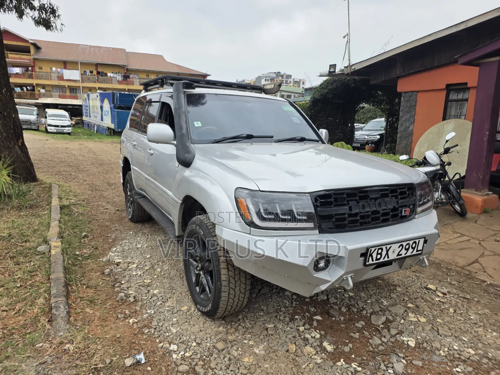 Toyota Land Cruiser 100 4.7 Executive 2006 Silver
