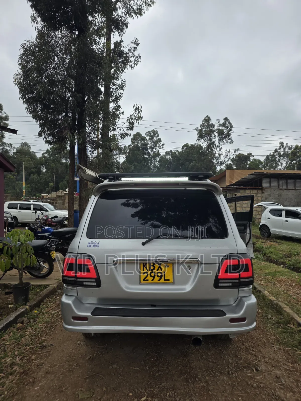 Toyota Land Cruiser 100 4.7 Executive 2006 Silver