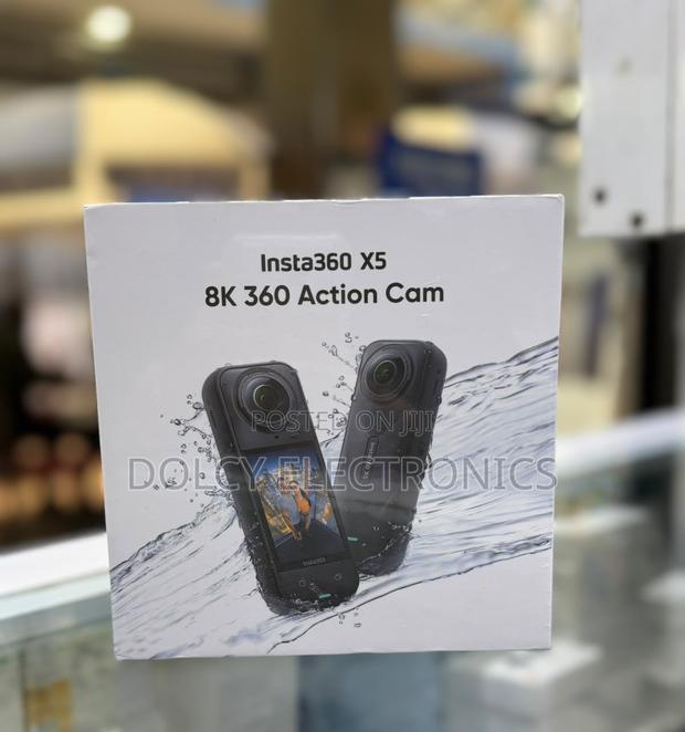 Insta 360 X5