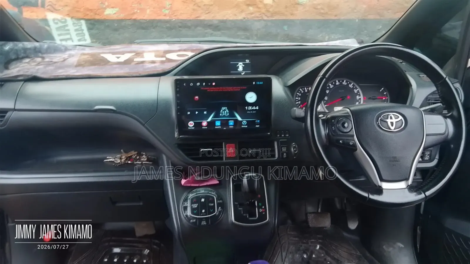 Toyota Noah 2015 Black