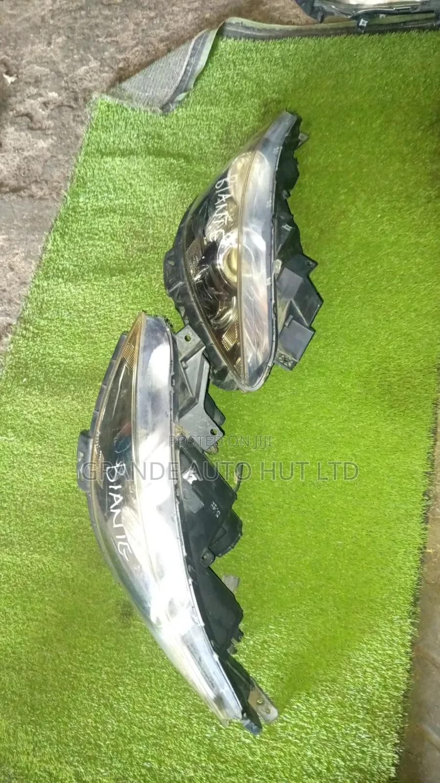 Mazda Biante Headlights