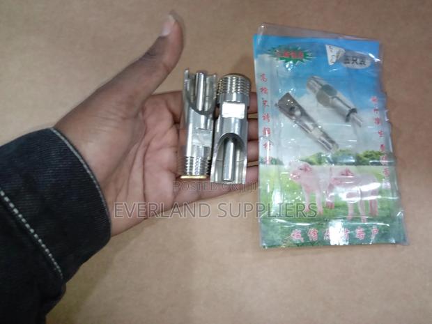 Stainless Steel Automatic Pig Nipple Drinker - main view