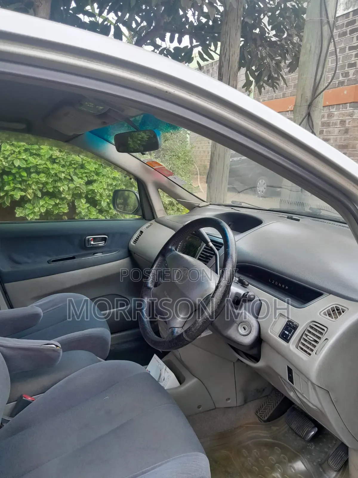 Toyota Nadia 2002 Off white