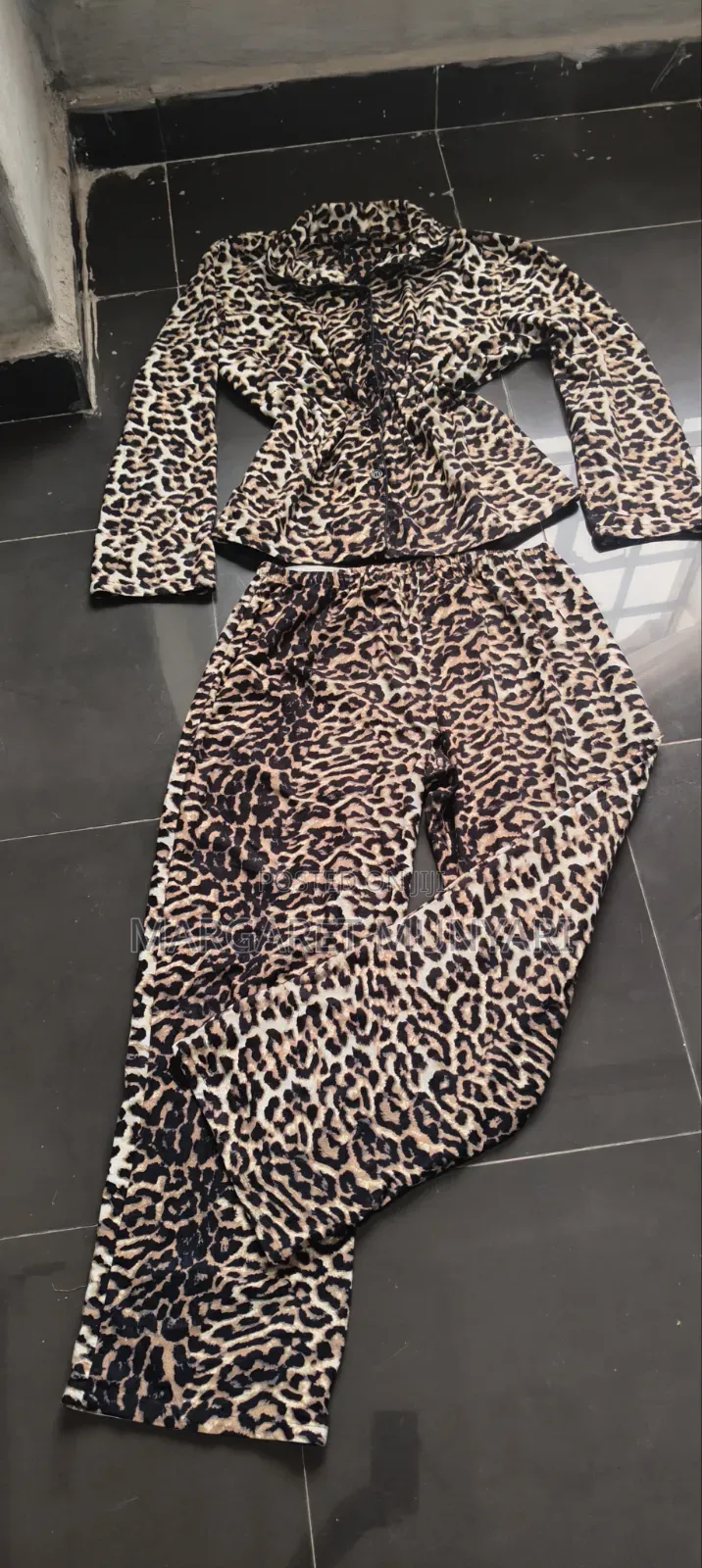 Printed and Flowered Pajamas