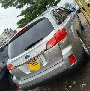 Subaru Outback 2014 Silver