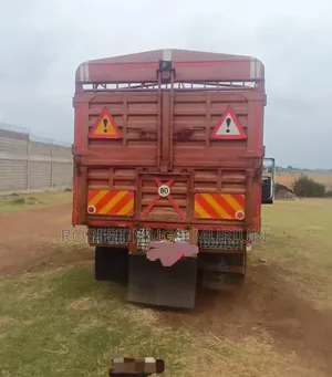Isuzu NQR 90