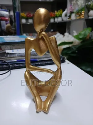 Gold Resin Abstract Thinker Statue – Modern Home Office Decorative