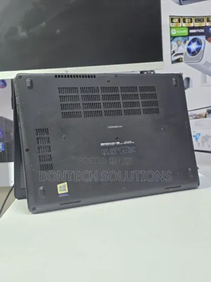 Laptop Dell Latitude 5491 16GB Intel Core i7 SSD 256GB