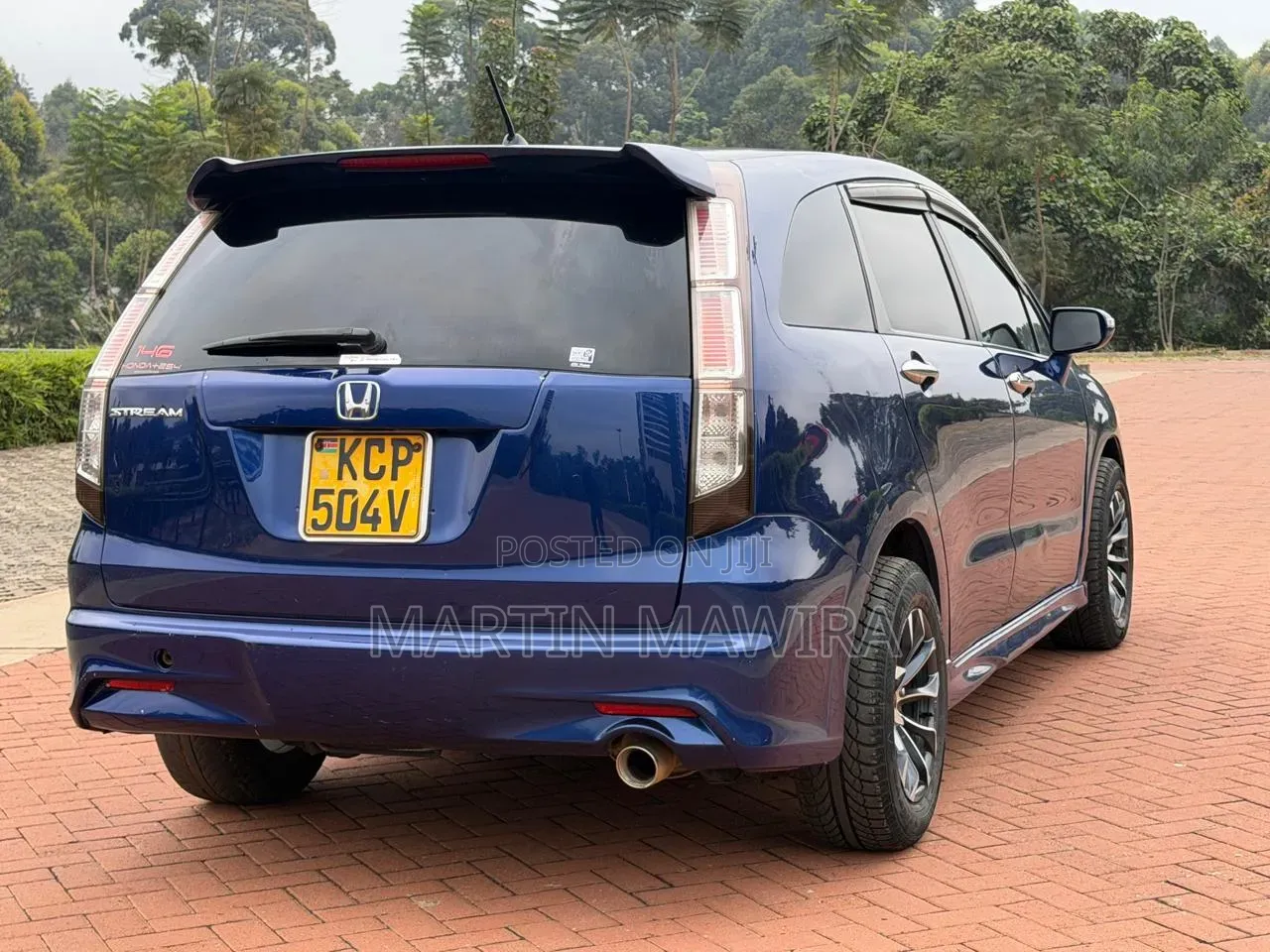 Honda Stream 2010 Blue