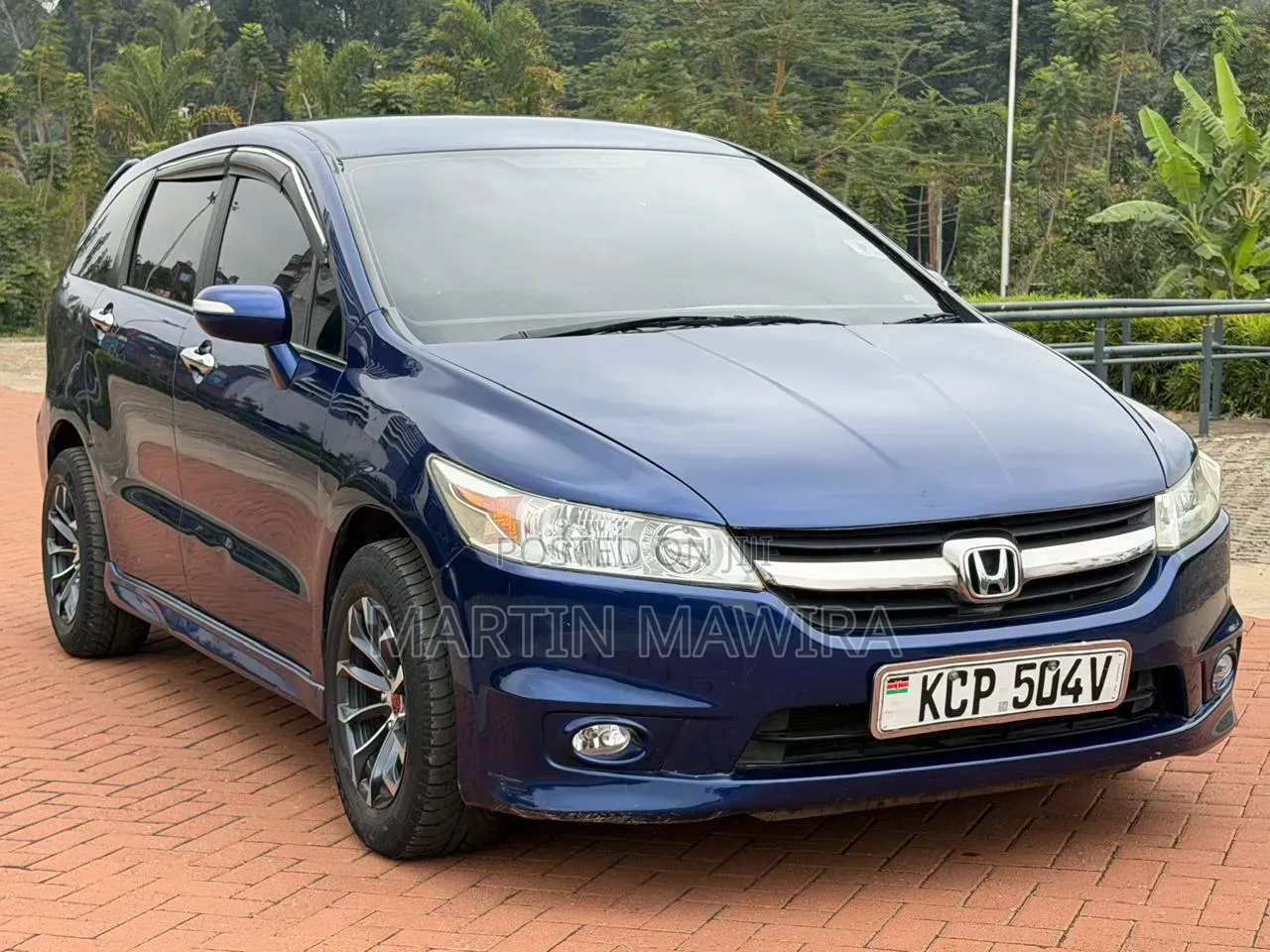 Honda Stream 2010 Blue