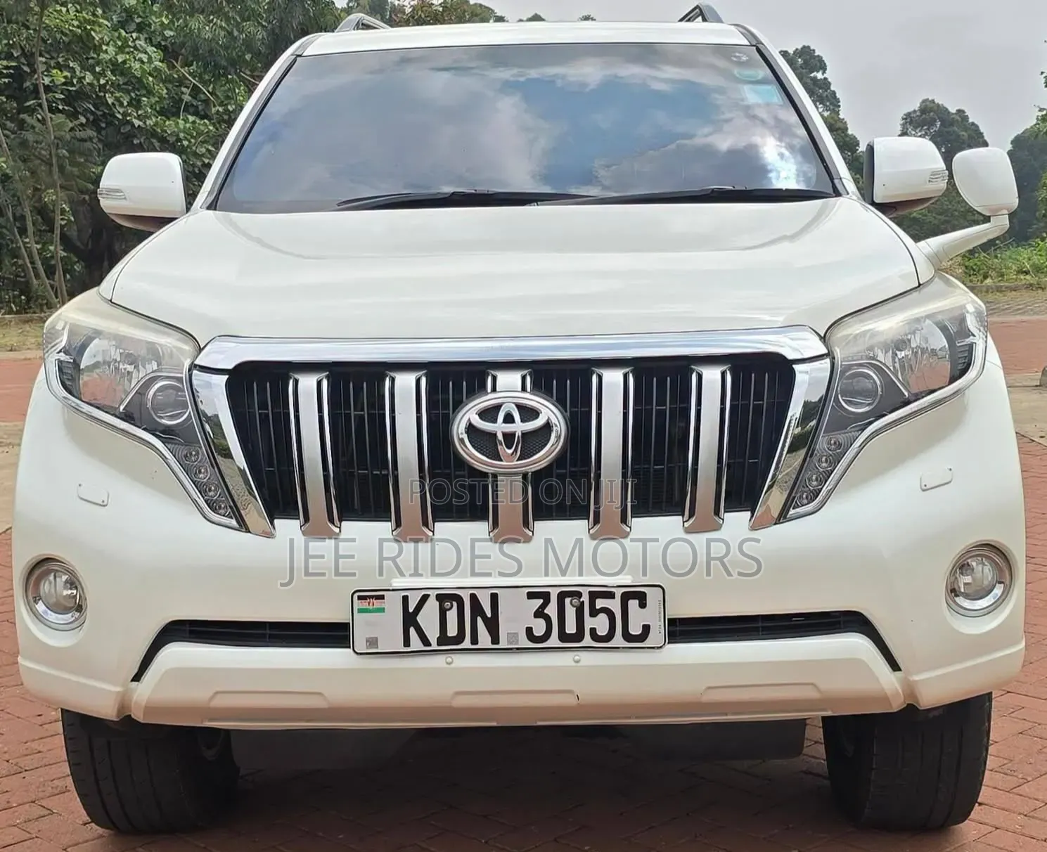 Toyota Land Cruiser Prado 2016 Pearl