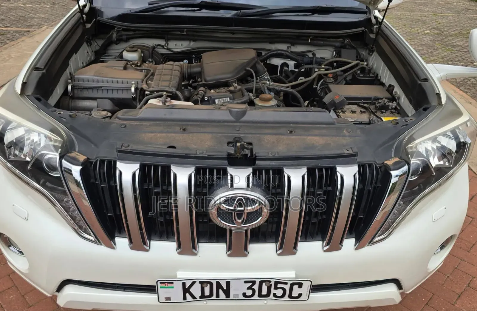 Toyota Land Cruiser Prado 2016 Pearl