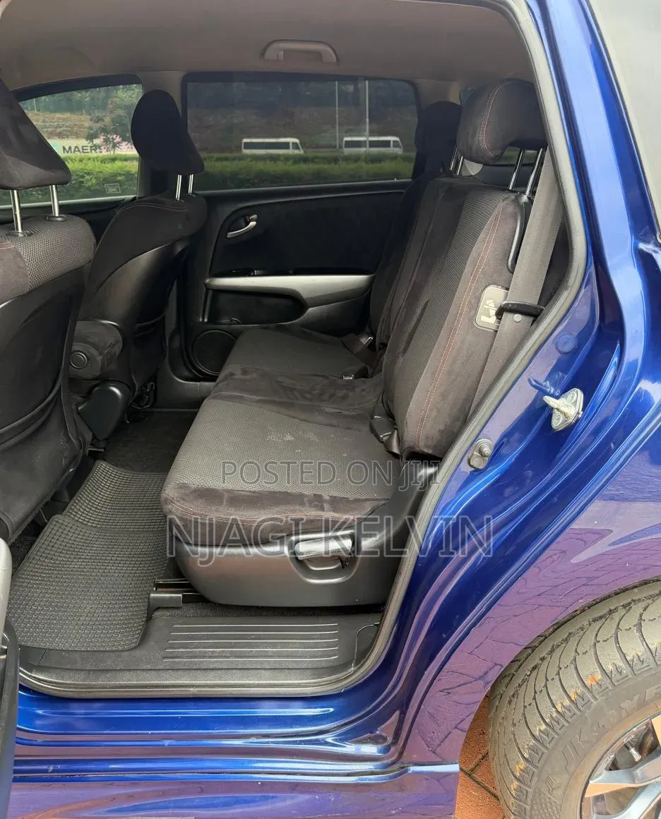 Honda Stream 2010 Blue