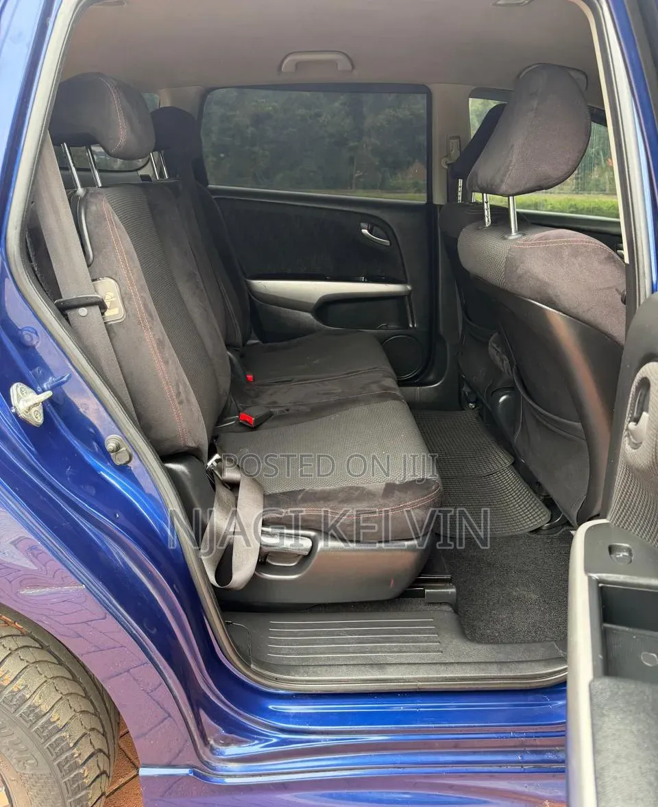 Honda Stream 2010 Blue