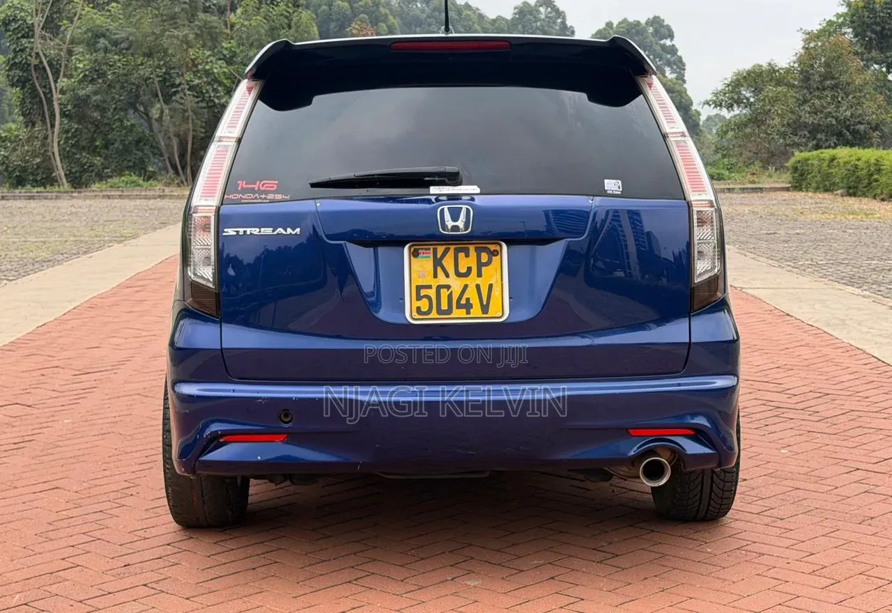 Honda Stream 2010 Blue