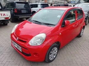 Toyota Passo 2015 Red